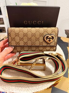 Gucci Monogram Lovely Heart Continental Wallet with Green/Red/Tan Strap + Box✨❣️